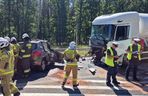 Bełchatów. Śmiertelny wypadek na DK 74. 20-latek wjechał pod cysternę [ZDJĘCIA]. 