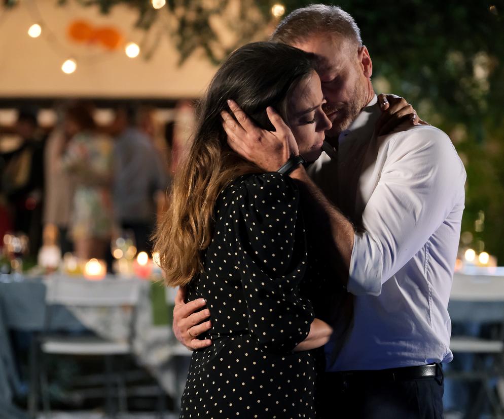 M jak miłość, odcinek 1691: Magda (Anna Mucha), Andrzej Budzyński (Krystian Wieczorek)