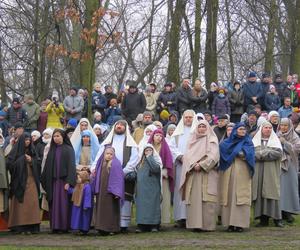 Misterium Męki Pańskiej na kalwaryjskim wzgórzu w Piekarach Śląskich