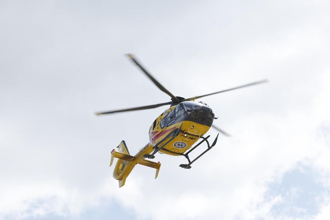 Kontrolowane zderzenie pociągu z osobówką