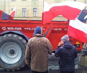 Rolnicy z Kujaw i Pomorza protestują w Warszawie. „Wszyscy mówimy jednym głosem”