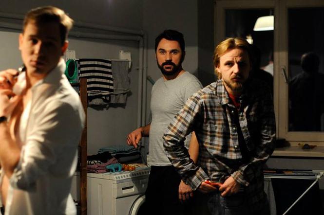 O mnie się nie martw 2 sezon odc 5. Krzysiek Małecki (Paweł Domagała), Filip Bonnet (Piotr Jankowski), Marcin Kaszuba (Stefan Pawłowski)
