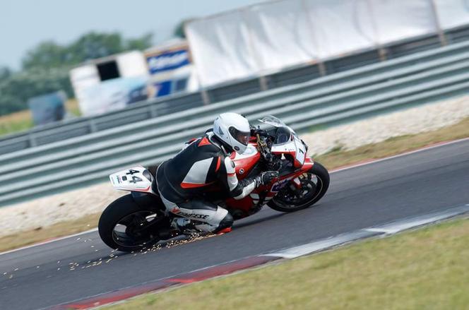 Mister R - miłośnik apres ski