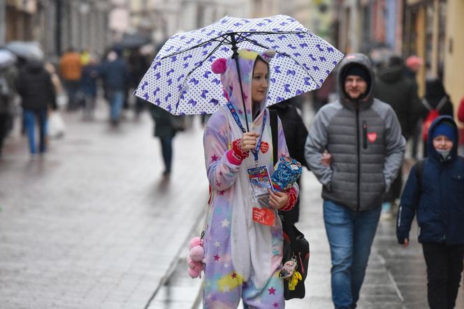 WOŚP 2025 w Toruniu. 33. Finał Wielkiej Orkiestry Świątecznej Pomocy - zdjęcia mieszkańców i gości ze starówki