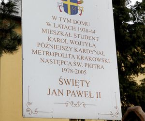 Tak mieszkał Jan Paweł II, tu mieszkał Jan Paweł II