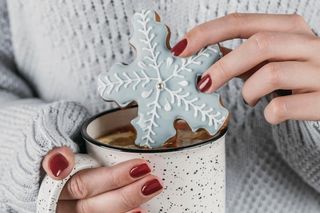 To najmodniejsze paznokcie tej jesieni. Idealny wybór dla kobiet z charakterem