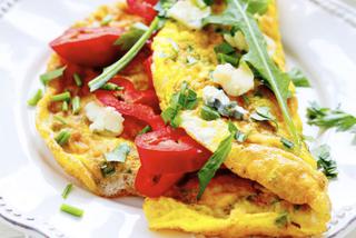 Dieta insanity: omlet z indykiem i warzywami