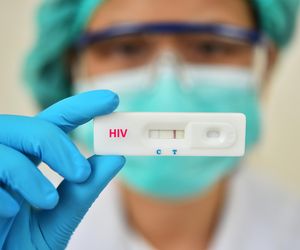 Wystarczy kropla krwi, by mieć pewność. Test na HIV zrobisz nawet w domu