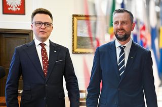 Trzecia Droga się rozpadła! PSL idzie swoją drogą, Hołownia: „Z radością się rozstajemy”