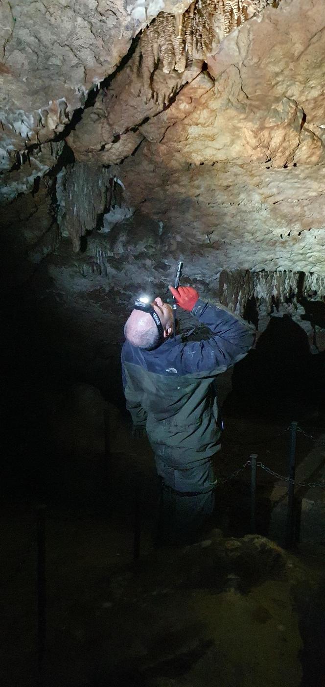 Jaskinia Raj - jedna z największych atrakcji turystycznych w Świętokrzyskiem