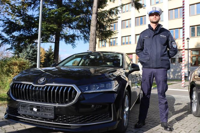 Nowe nieoznakowane radiowozy policji