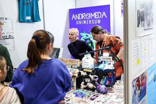 Targi Książki w Katowicach to okazja do zdobycia autografów pisarzy