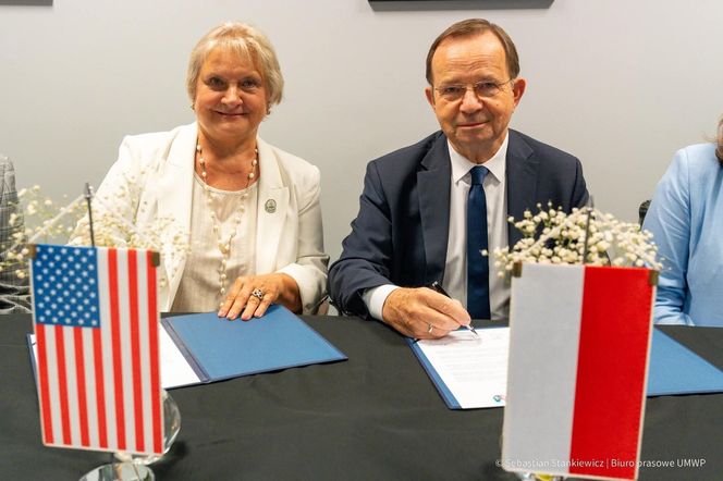 Porozumienie o utworzeniu w Chicago Centrum Kultury Regionów Polskich w Ameryce