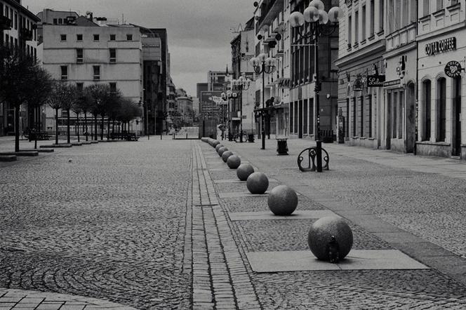 Wrocław w czasie epidemii - opustoszałe centrum miasta