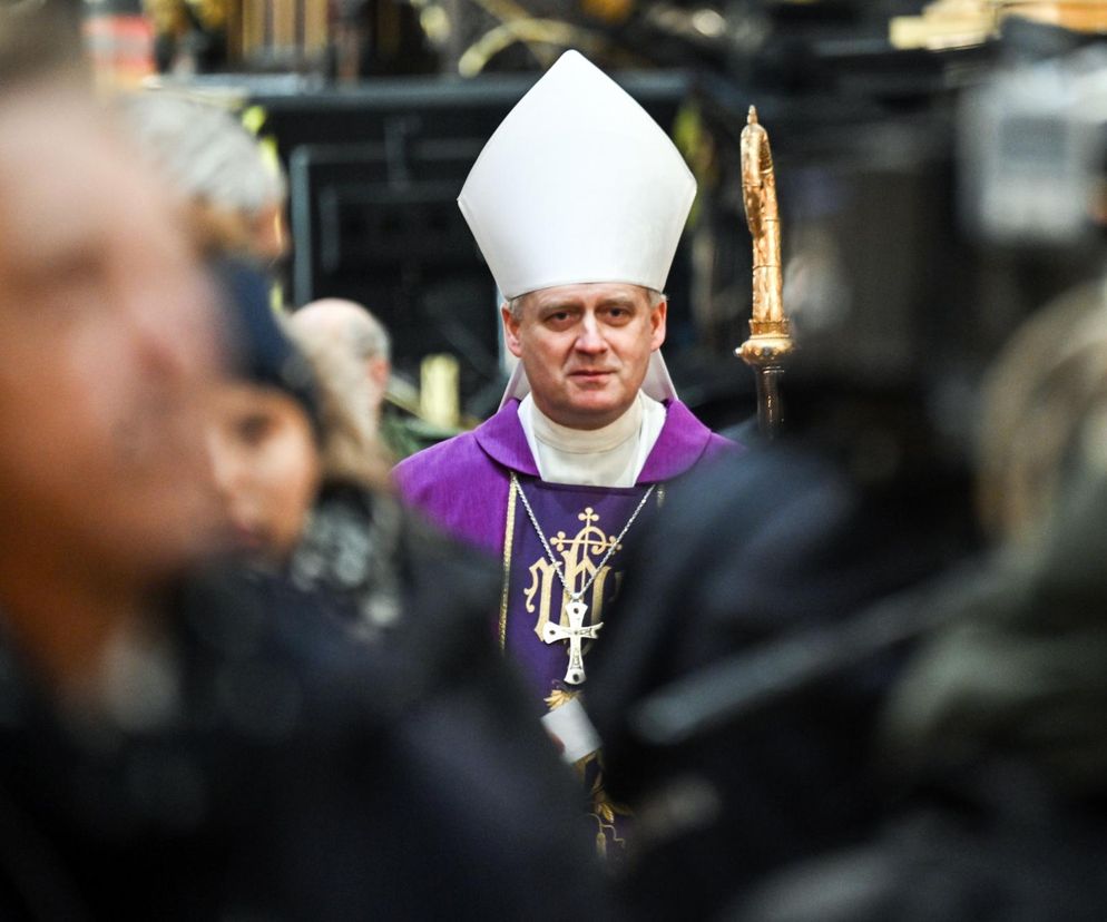 Kim jest ksiądz Dariusz Raś? Papież odwołał go z funkcji proboszcza bazyliki Mariackiej