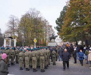  Uroczystości pod pomnikiem Józefa Piłsudskiego w Rzeszowie 