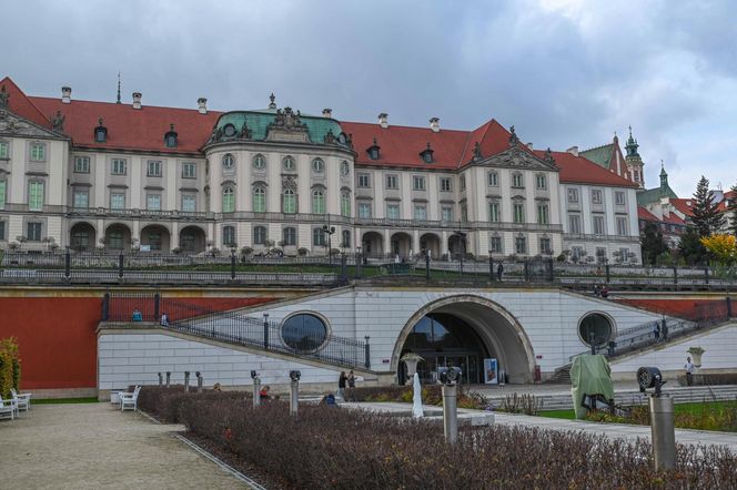 Najbardziej romantyczne miejsca w Warszawie. Idealne na walentynkową randkę!