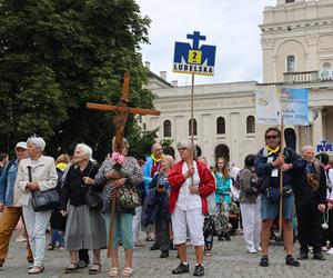 Lubelska Piesza Pielgrzymka na Jasną Górę 2024. Pątnikom deszcz niestraszny!