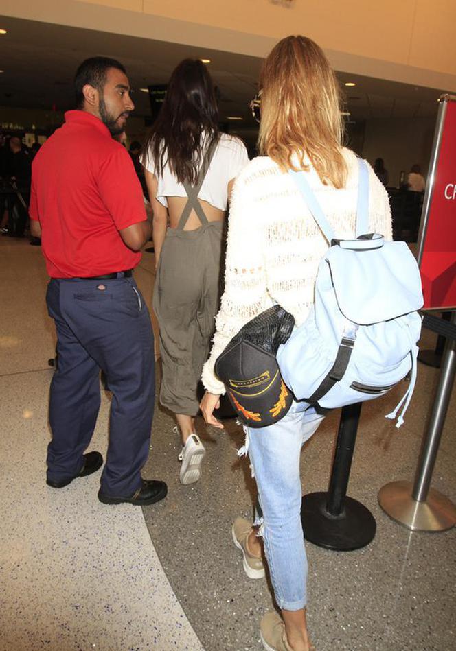 Kendall Jenner, Hailey Baldwin