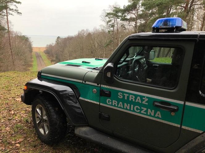 Jeepy Wrangler Sahara dla Straży Granicznej. Te samochody nie boją się bezdroży