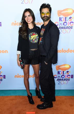 John Stamos i Caitlin McHugh
