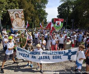 II szczyt pielgrzymkowy na Jasną Górę. Więcej pątników niż w zeszłym roku