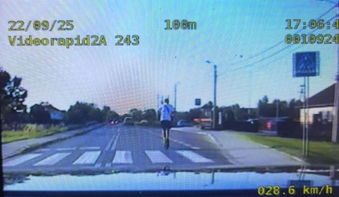 14-latek uciekał na hulajnodze przed policją