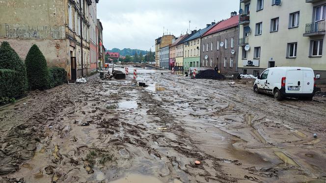 Nasi reporterzy są na miejscu i relacjonują, jak wygląda sytuacja w Głuchołazach