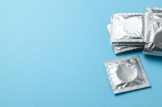 Koniec z prezerwatywami? Wszystkiemu winien koronawirus