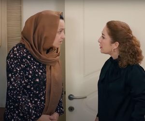 Porywacz Ragip znów zasadzi się na Zeynep. Czy Melis ostrzeże rywalkę?