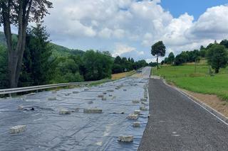 Osuwisko na DK 28 w Kasinie Wielkiej