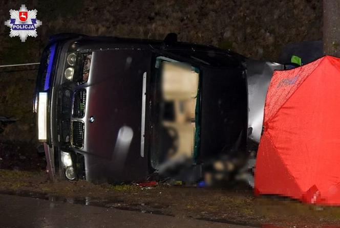 Młody kierowca BMW roztrzaskał się na drodze. 29-latek nie żyje. Tragedia w Rzeczycy