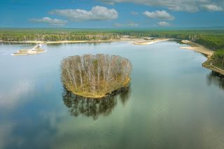 Zalew we wsi Sielpia Wielka