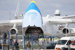 Największy samolot na świecie przywiózł do Polski maseczki!