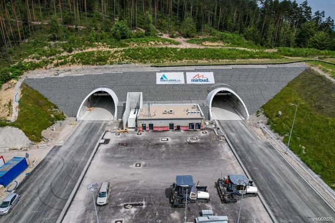 Tak wygląda obecnie budowa S1 Przybędza Milówka. Powstaną tu ogromne estakady, dwa tunele i centrum zarządzania ruchem