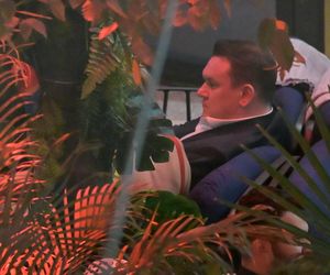 Joanna Krupa w objęciach Dominika Tarczyńskiego.