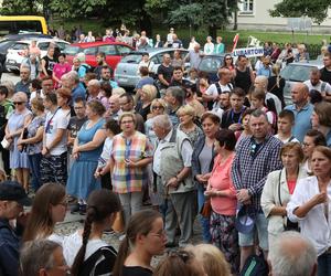 Pątnicy ruszyli na szlak! Z Lublina wyruszyła Lubelska Piesza Pielgrzymka na Jasną Górę 2023