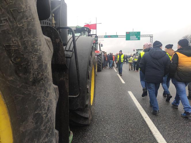 Protest rolników w Elblągu na S7