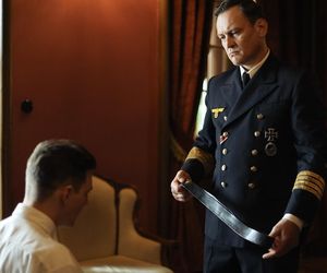 Zatoka szpiegów, odcinek 12 (sezon 2, odcinek 3). Walter Bergman (Paweł Ławrynowicz)