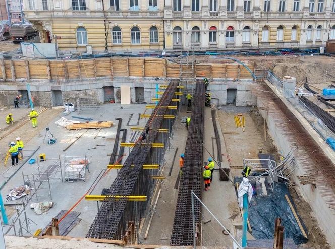 Budowa przystanku Śródmieście w Łodzi styczeń 2025