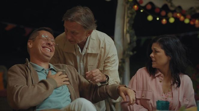 25 lat M jak miłość odcinek specjalny. Robert Żak (Krzysztof Tyniec), Piotrek (Marcin Mroczek), Kinga (Katarzyna Cichopek)