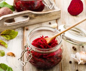 Buraczki na zimę - przepis na szybką sałatkę z buraczków do słoików