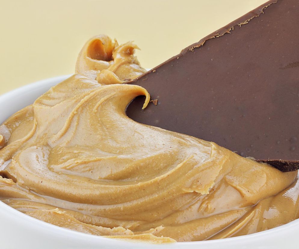 Ma kremową konsystencję i zwalcza chęć podjadania. Jedz łyżkę dziennie