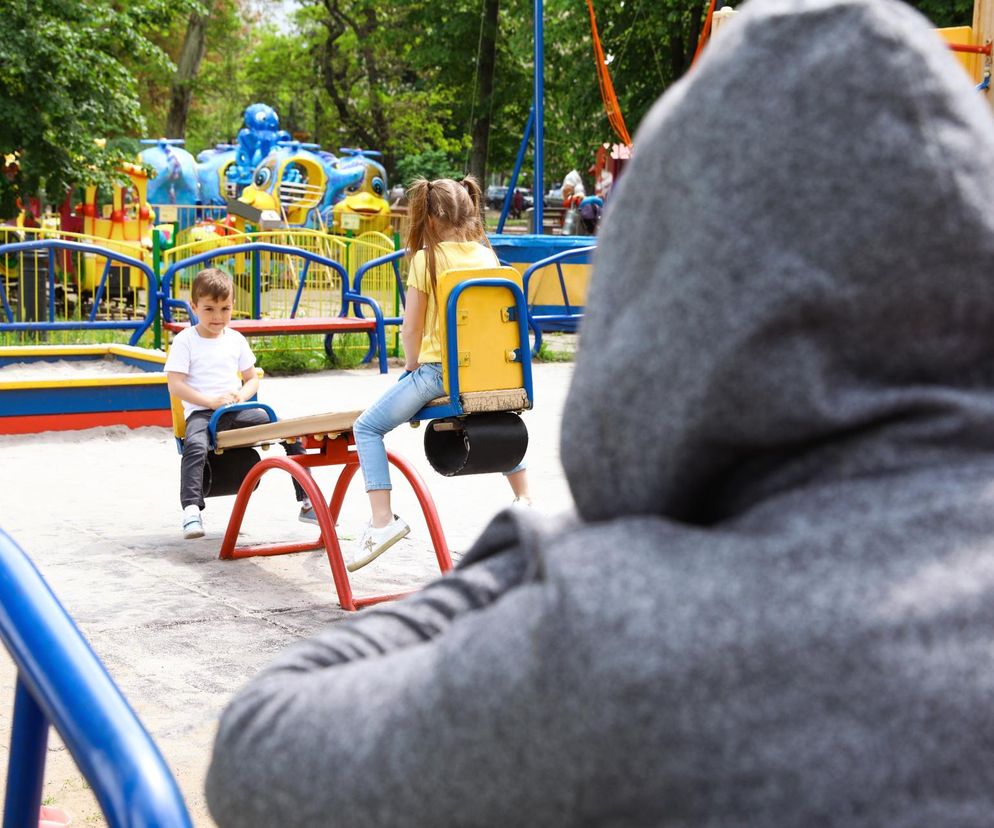 Nieznany mężczyzna fotografował przedszkole. Nieoczekiwany zwrot akcji 