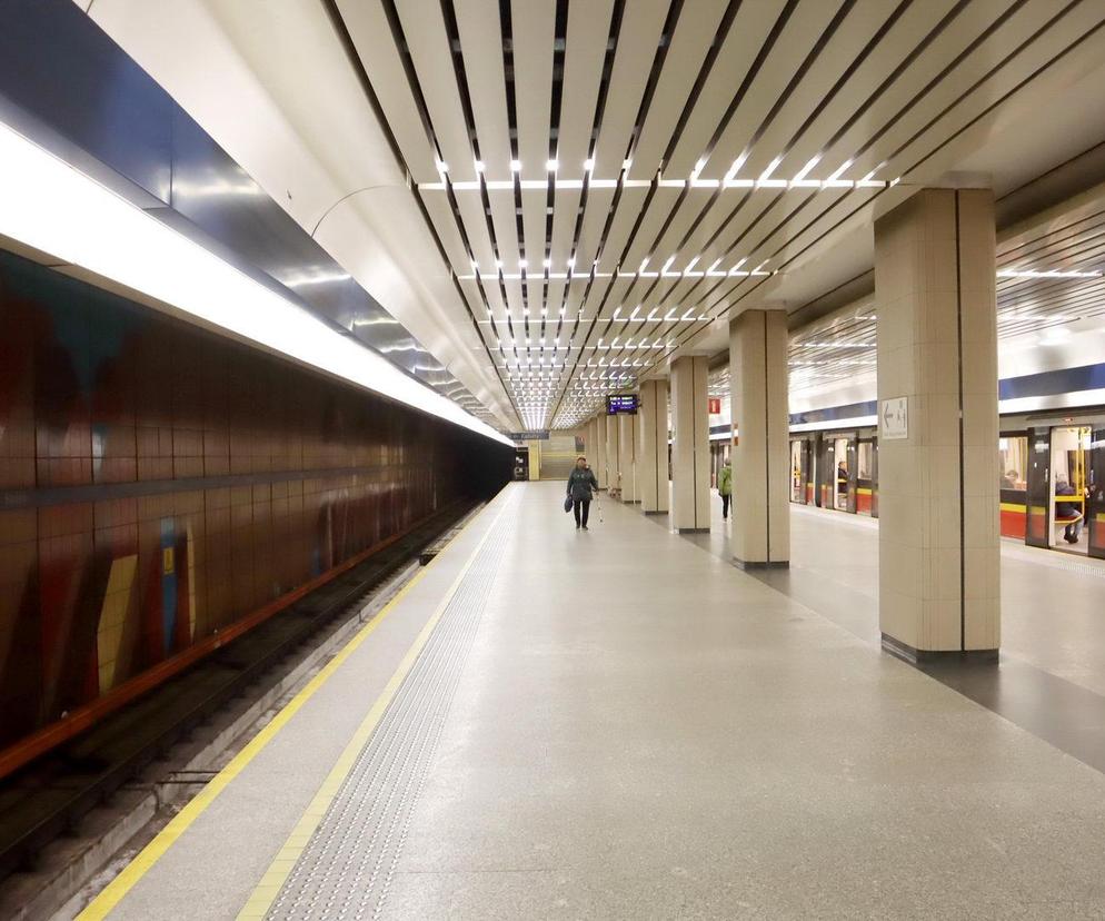 Najbardziej oblegana stacja metra. Które stacje są na podium popularności wśród pasażerów?