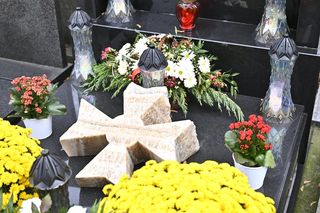 Maria Kaczyńska. Tak po latach wygląda jej grób