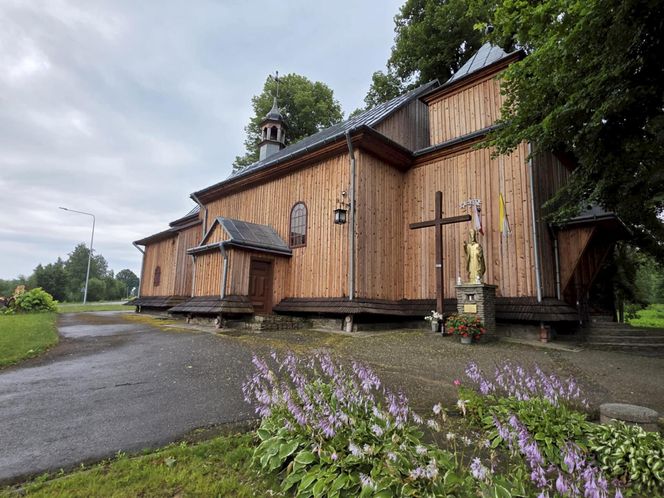 Cerkiew i kaplica Grobowa w Kuźminie