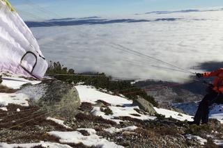 Polacy szykują się do lotu paralotnią z Mont Blanc