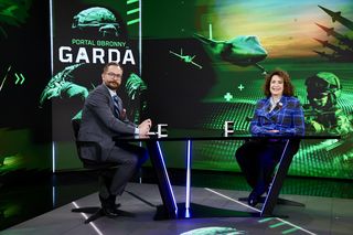 Oglądaj ambasador Wielkiej Brytanii w rozmowie z Super Expressem i Portalem Obronnym. Pierwszy taki wywiad w polskich mediach