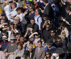 Z OSTATNIEJ CHWILI: Rozpoczęło się konklawe 2025 – kardynałowie złożyli przysięgę w Kaplicy Sykstyńskiej